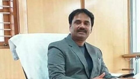 Tehsildar of Raibag Chandrakant Bajantri  Suspended