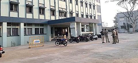 Only media people access to the hospital Bhandara Hospital Fire