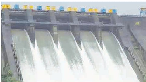 मुंबईकरांना यंदा पाणीकपातीचे ‘नो टेन्शन’