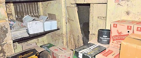 Thieves break into liquor store: Stolen so much liquor?
