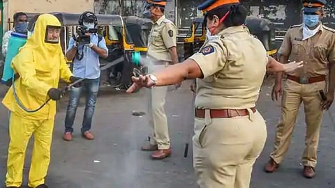 पुणे : शहर पोलिस दलातील साडेआठ हजार पोलिसांना कोरोना प्रतिबंधक लस