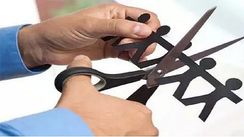 ‘स्टार्टअप’ही दाखवताहेत... कर्मचाऱ्यांना बाहेरचा रस्ता!