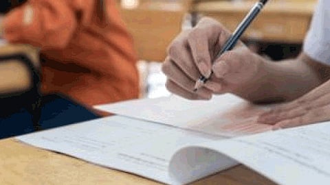 The final examination of 10th-12th is in the month of April