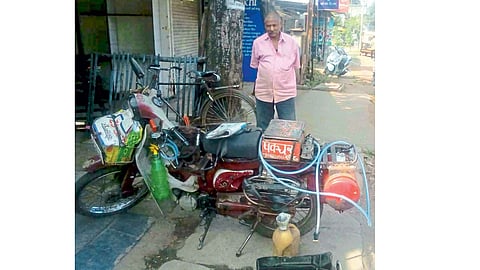 moveable spot puncture garage in kolhapur marathi news