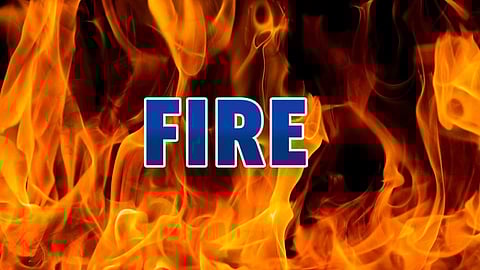 The fire burned in the shop due to short circuit in Wagholi