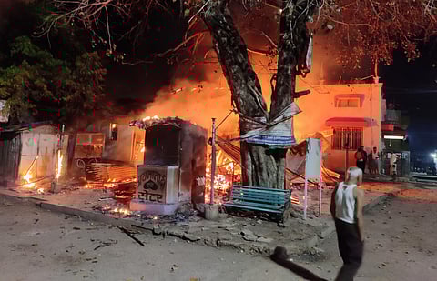 Amravati fire burns eight shops and police station