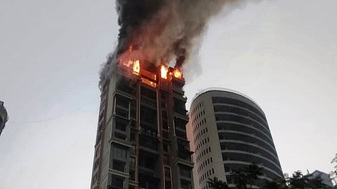 त्यांनी अनेकांना वाचवलं, अन् त्यांनाच रुग्णालयात घेतलं नाही!
