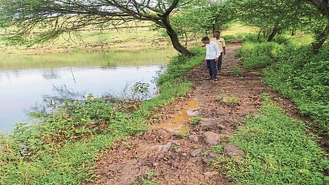 A large reservoir of water eroded the dam of Wagholi Lake
