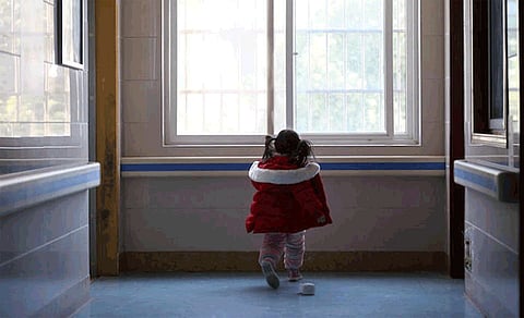 kolhapur shirol tahsildar help for corona positive girl