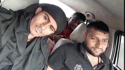 firing is simple thing say 007 gang leader