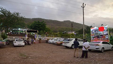 hotel dhaba highway.jpg