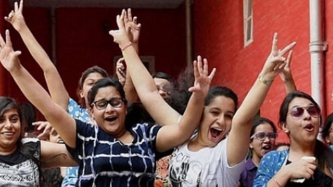 maharashtra state board hsc result Akola district 12th result is 95 percent