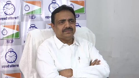 "जयंत पाटील यांनी पुरुषी वर्चस्ववादी सुलतानी वृत्ती दाखवली", अतुल भातखकळकर का कडाडले?