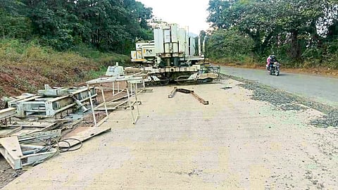 विटा-महाबळेश्वर राज्यमार्गाचे काम केळघर घाटात धिम्या गतीने; वाहनचालकांसह प्रवासी त्रस्त