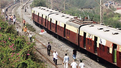 Mumbai: Local traffic disrupted on Harbour line