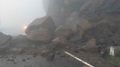 malshej-ghat-landslide1.