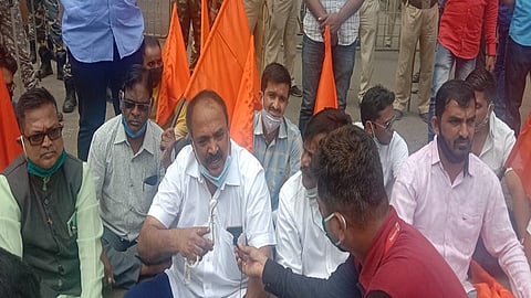 maratha andolan protest against state government gokul milk not send to mumbai from kolhapur