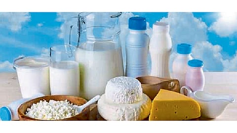 रेशन दुकानात दूध आणि दुधाचे पदार्थ