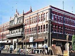 In the meeting of the kolhapur Municipal Corporation, water, health and officials are on the line