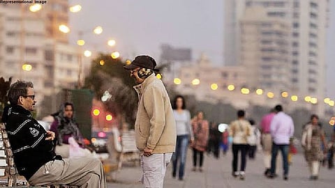 राजकारणाच्या गरमागरमीत मुंबईत थंडीची चाहूल
