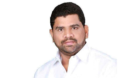 स्वतःवरील आरोपांचे स्पष्टीकरण राणे देणार आहेत का?