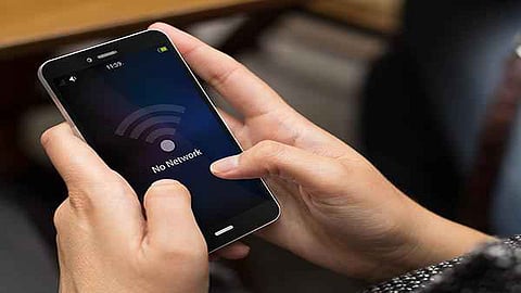 ओगलेवाडी पोस्टाचे व्यवहार 'नेट' अभावी ठप्प