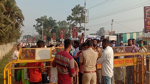 start of election voting calculation in nipani belgaum for today