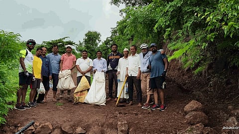 One day a week to collect plastic waste in the forest in kolhapur