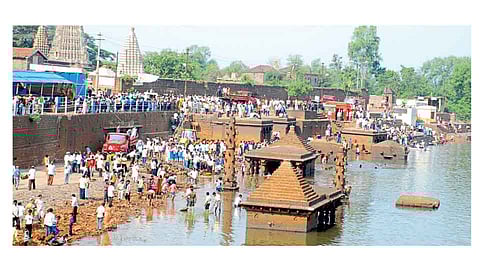 पंचगंगा मंडळाची भक्तिसेवेतून प्रदूषणमुक्ती...