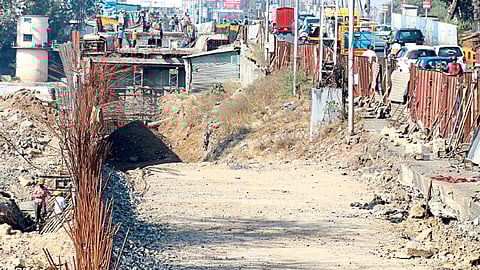 समांतर हॅरिस पुलावर लवकरच स्लॅब