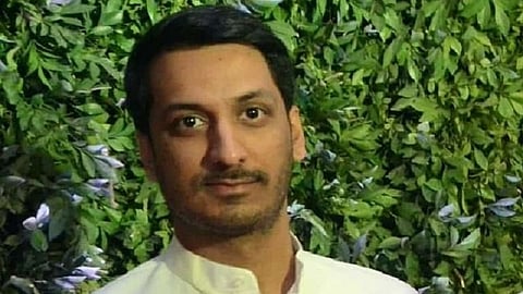 INSIDE NEWS : काल पार्थ पवार सिल्व्हर ओक वर गेल्यावर तिथं घडलं काय ?