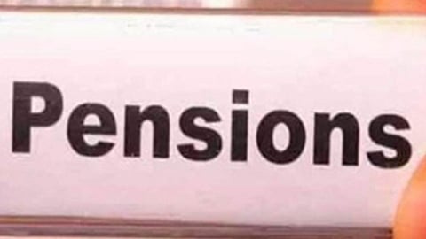 असंघटित क्षेत्रातील कामगारांना मिळणार निवृत्तीवेतन; सहकार खात्याचा सोसायट्यांना 'हा'आदेश