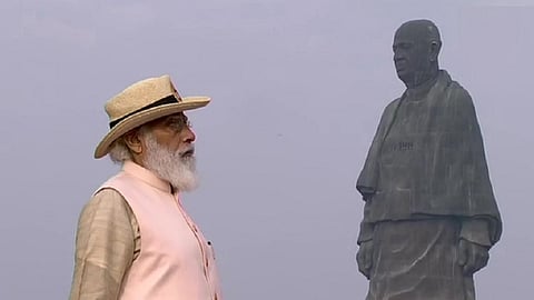 pm modi at kewadia statue of unity sardar vallabbhai patel