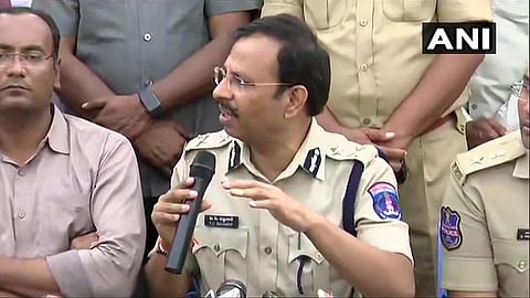 'आम्ही कोणत्याही चौकशीसाठी तयार', एन्काउंटरनंतर हैद्राबाद पोलिसांची पत्रकार परिषद