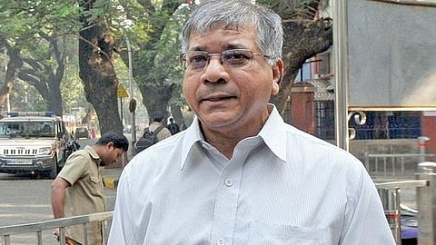Congress party is finished : Prakash Ambedkar; Leaders in the election are in a "holiday mood"