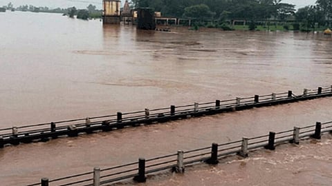 28 dams in Kolhapur under water