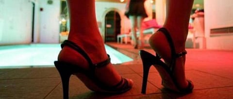 washim red light area need help