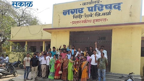 Babita tumane is new Mayor of Sindi Railway Wardha District