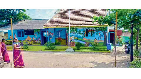 52 Familyer Help Narwad Animations School Sangli Marathi News