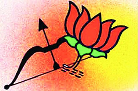 Akola News: BJP misleads about 15 crore fund, ShivSena alleges