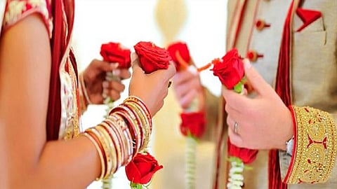 77 muhurat this year  it will be convenient for the parents of the bride and groom to find the nearest