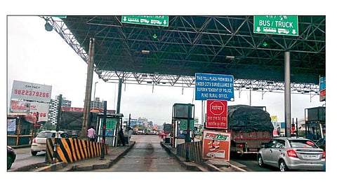 गावी जाणाऱ्या गणेशभक्तांनाे... तुमच्यासाठी टाेलमाफ, अट वाचा