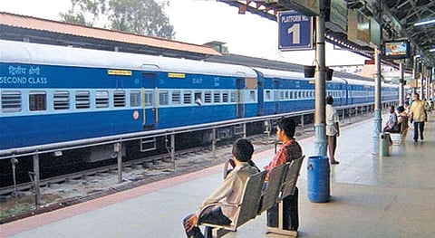 पुणे-जम्मूतावी दरम्यान आठ महिन्यानंतर ट्रेन धावणार