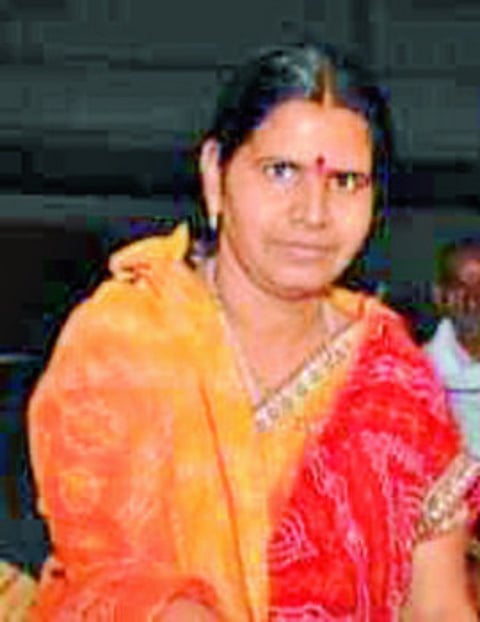 उषा गाेरे