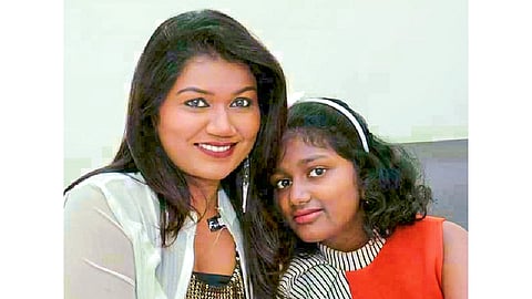 मुलीच्या साथीमुळेच गाण्याकडे लक्ष (वैशाली माडे)