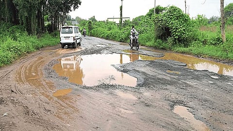 Video : सार्वजनीक बांधकाम विभाग जबाबदारीने वागेल का ? वडूजकरांचा सवाल