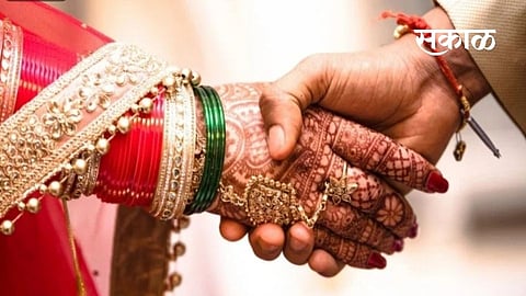 सोळा होतकरूंना वधू मिळवून देणारा अवलिया !