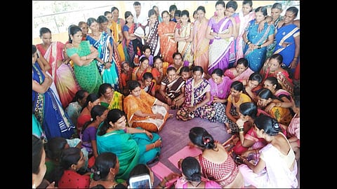 महिलांना कापडी पिशव्यांचे प्रशिक्षणाचे आयोजन