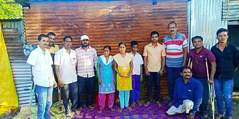Many hands of charity are coming forward for blind family due to e sakal news