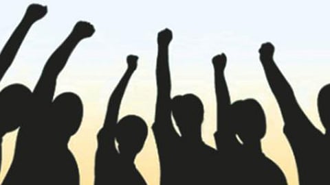 वॉरन बफे यांची 'धन की बात' खास तरुणांसाठी